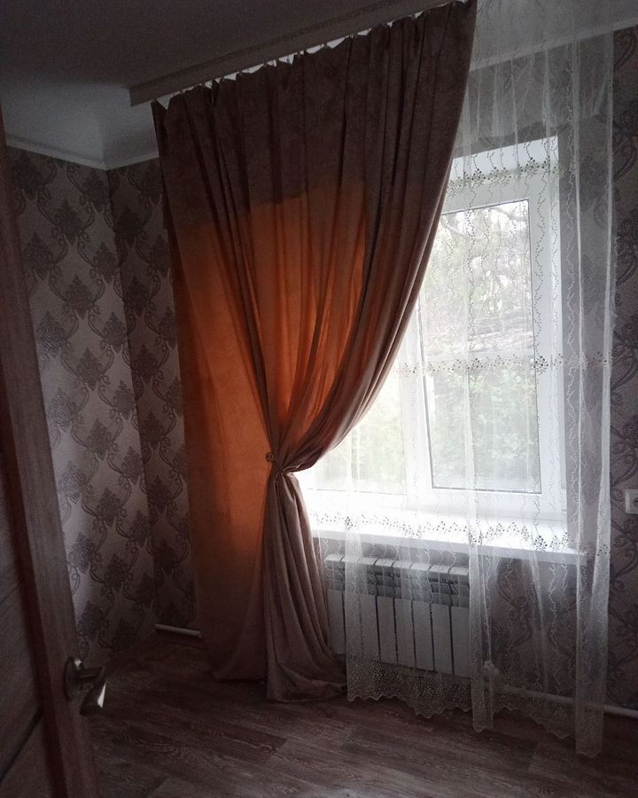 квартира р-н Красносулинский г Красный Сулин ул Новоселовская 17а мкр-н Голонок фото 6