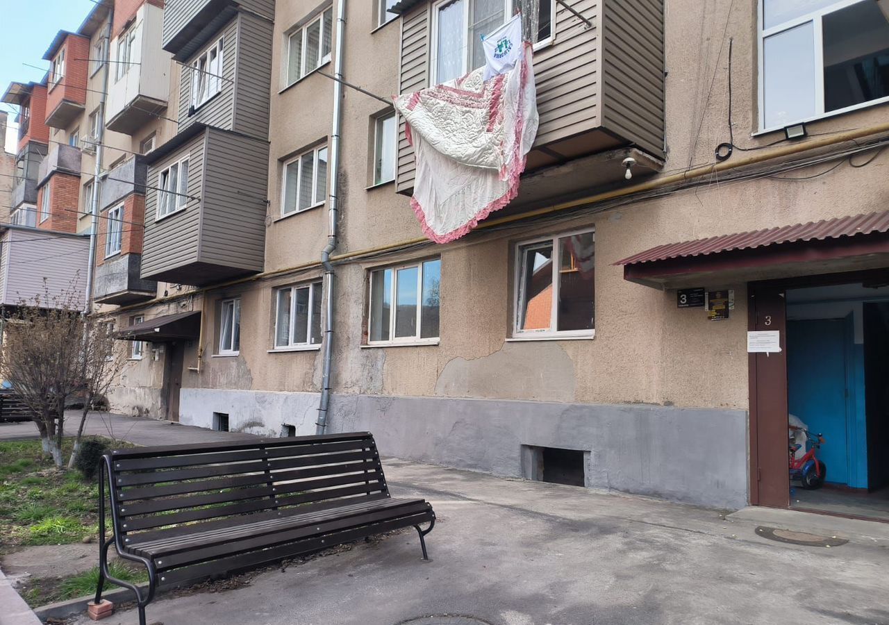 квартира г Владикавказ р-н Затеречный ул Братьев Темировых 9а Республика Северная Осетия — Владикавказ фото 1