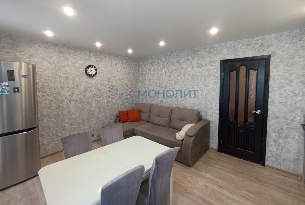 квартира г Киров р-н Нововятский улица а, 61А фото 2