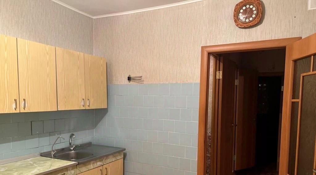 квартира г Челябинск р-н Калининский ул Братьев Кашириных 101 фото 2