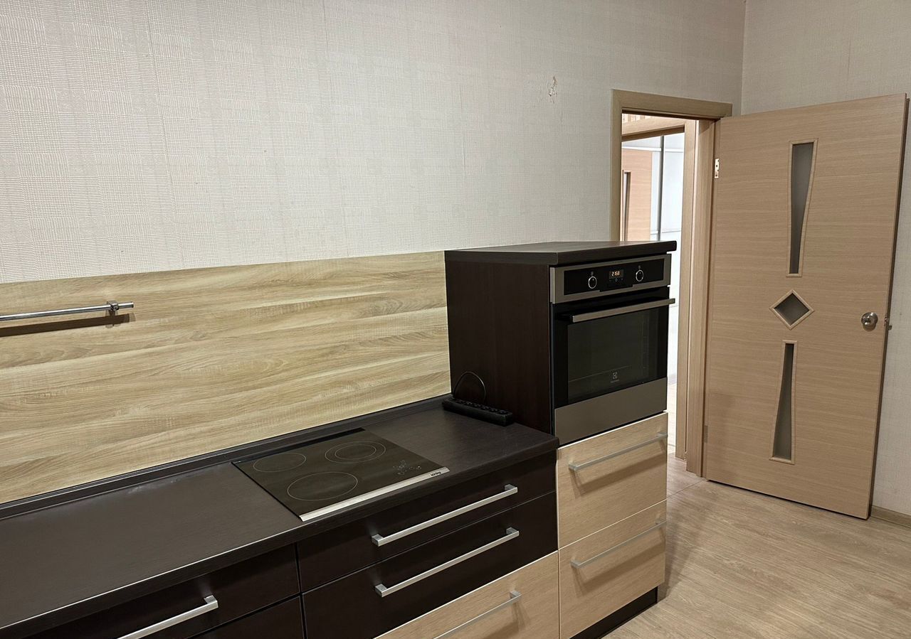 квартира г Красноярск р-н Октябрьский ул Академика Киренского 24 фото 2