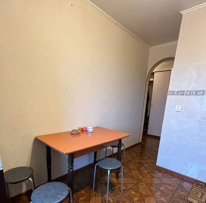 комната г Казань Яшьлек ул Адоратского 27 фото 4