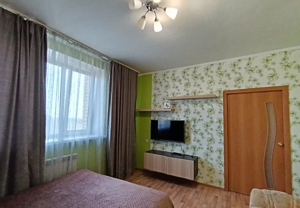 квартира г Омск р-н Кировский ул Дианова 27 фото 2