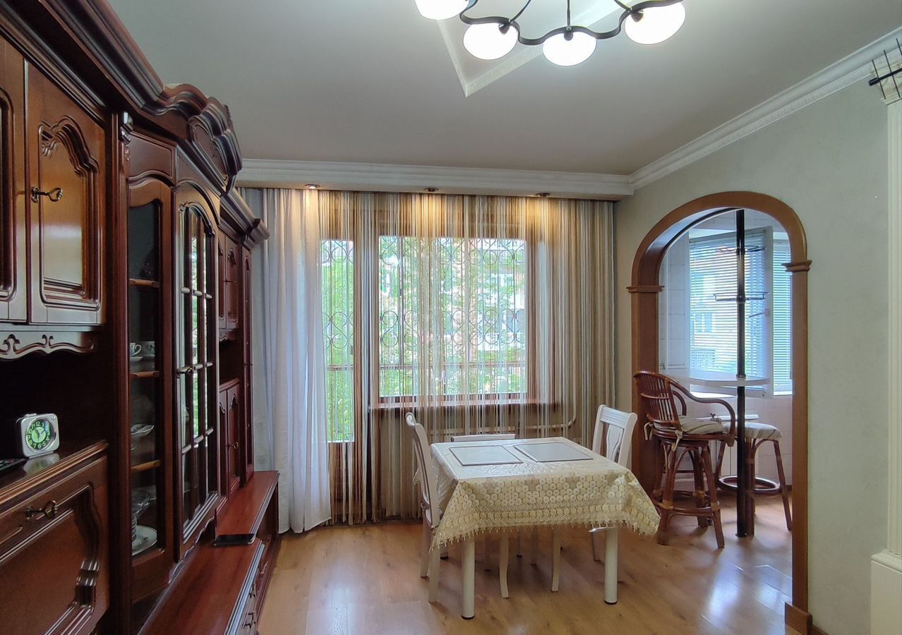 квартира г Красноярск р-н Железнодорожный ул Комбайностроителей 2 фото 8