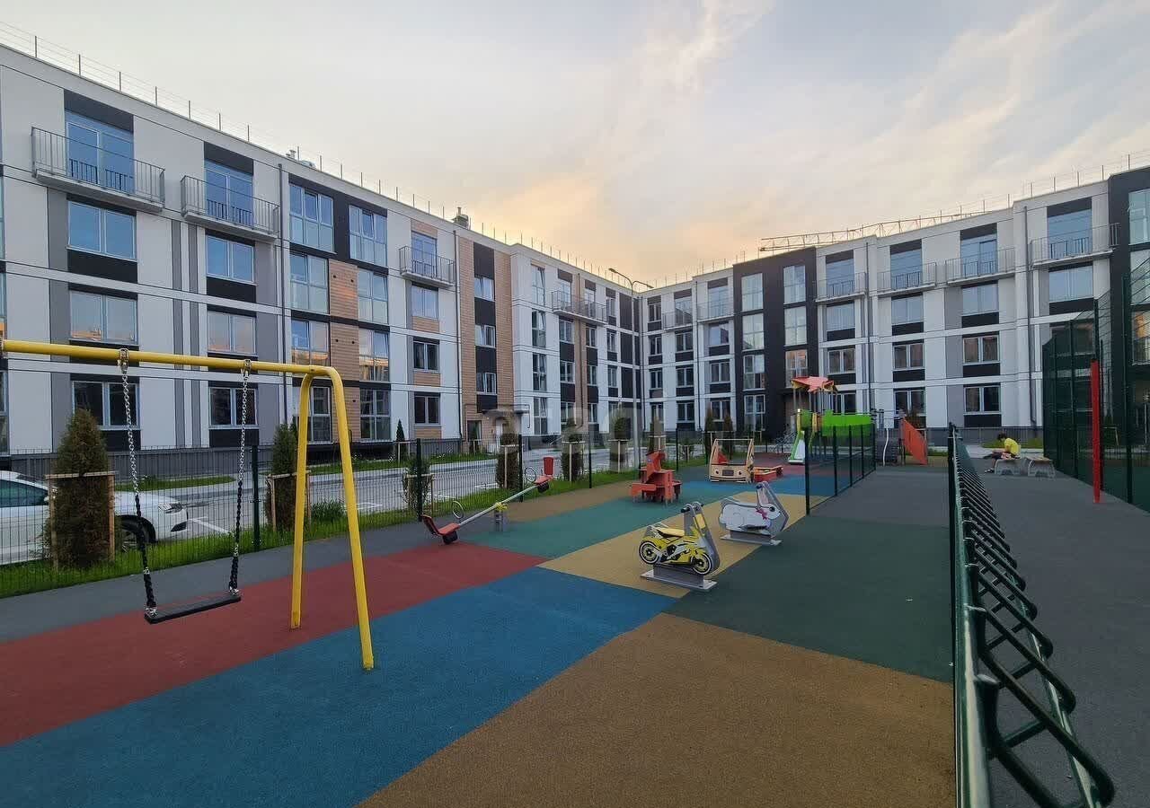 квартира г Калининград р-н Центральный ул Сержанта Мишина 81к/3 фото 3