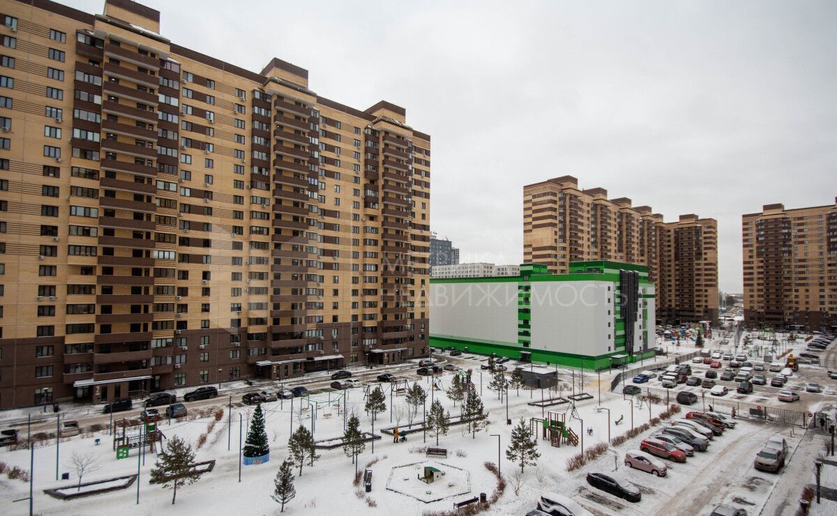 квартира г Тюмень р-н Ленинский ул Тимофея Чаркова 79к/2 фото 18