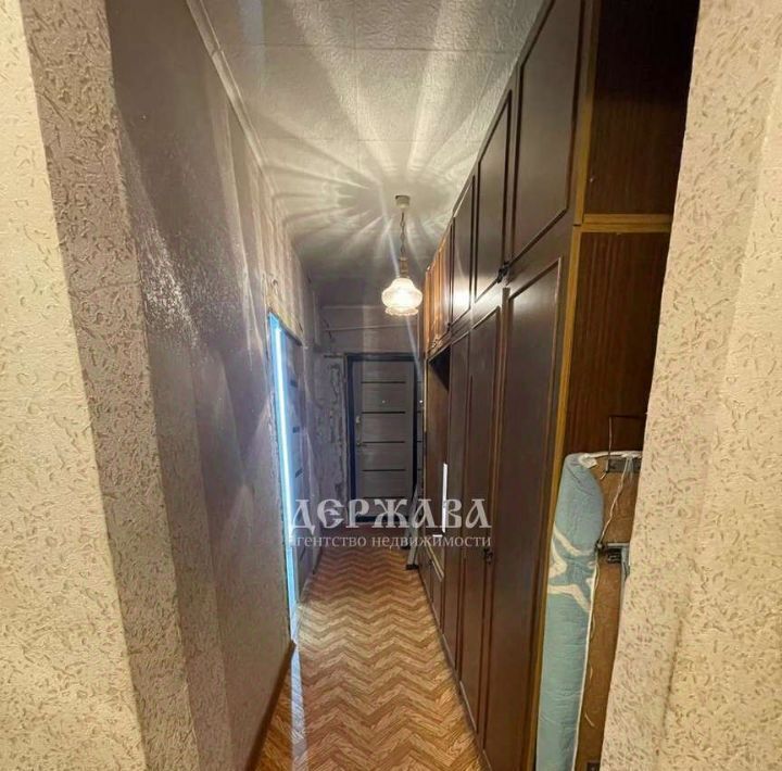 квартира г Старый Оскол мкр Королева 4 фото 3