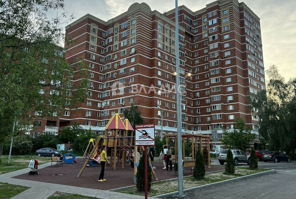 квартира г Москва метро Лобня ул Крупской 12а Московская область, Лобня фото 9