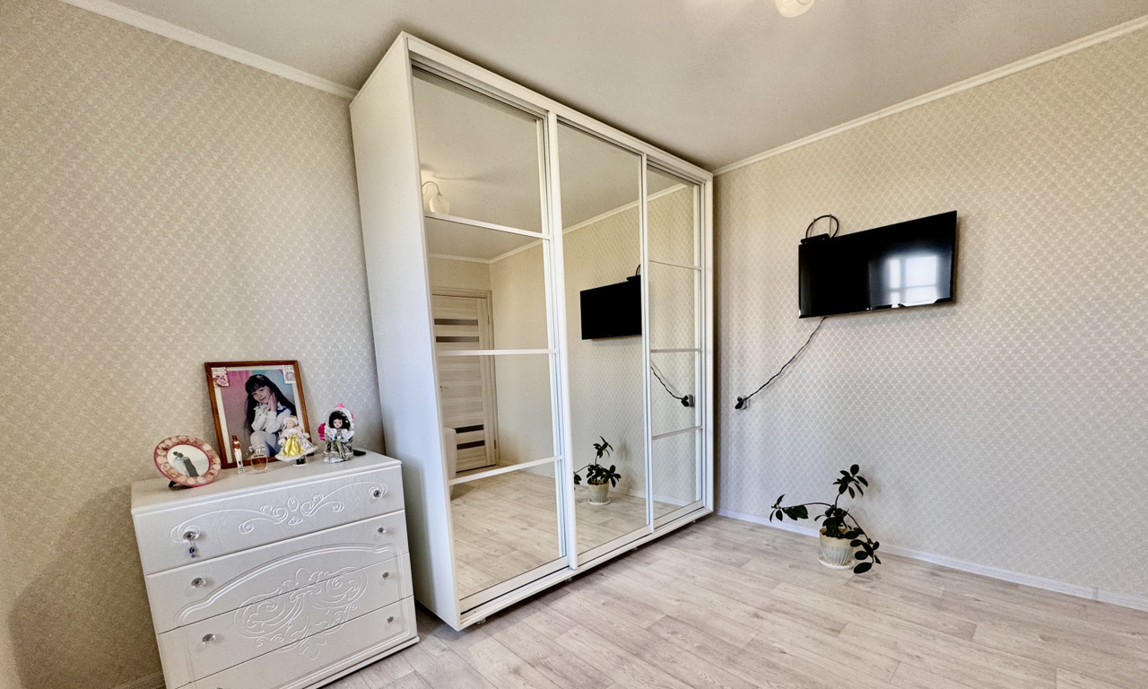 квартира г Астрахань р-н Трусовский ул Молдавская 100 фото 3