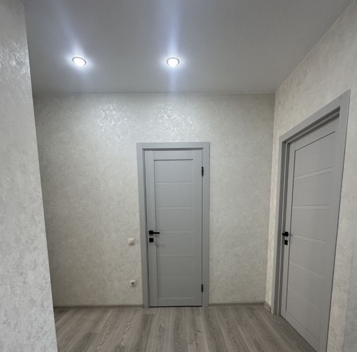 квартира г Омск р-н Кировский ул Владимира Жоги 1 Кировский АО фото 13