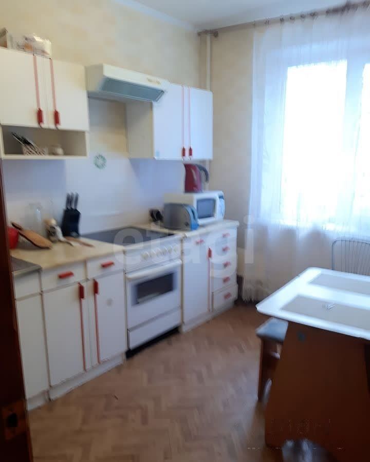 квартира г Красноярск р-н Советский ул Молокова 27 фото 3