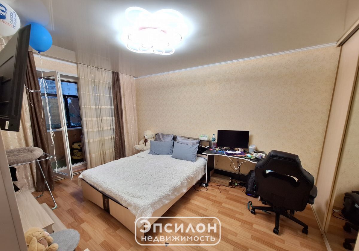 квартира г Курск р-н Центральный ул Бойцов 9-й дивизии 199 фото 2