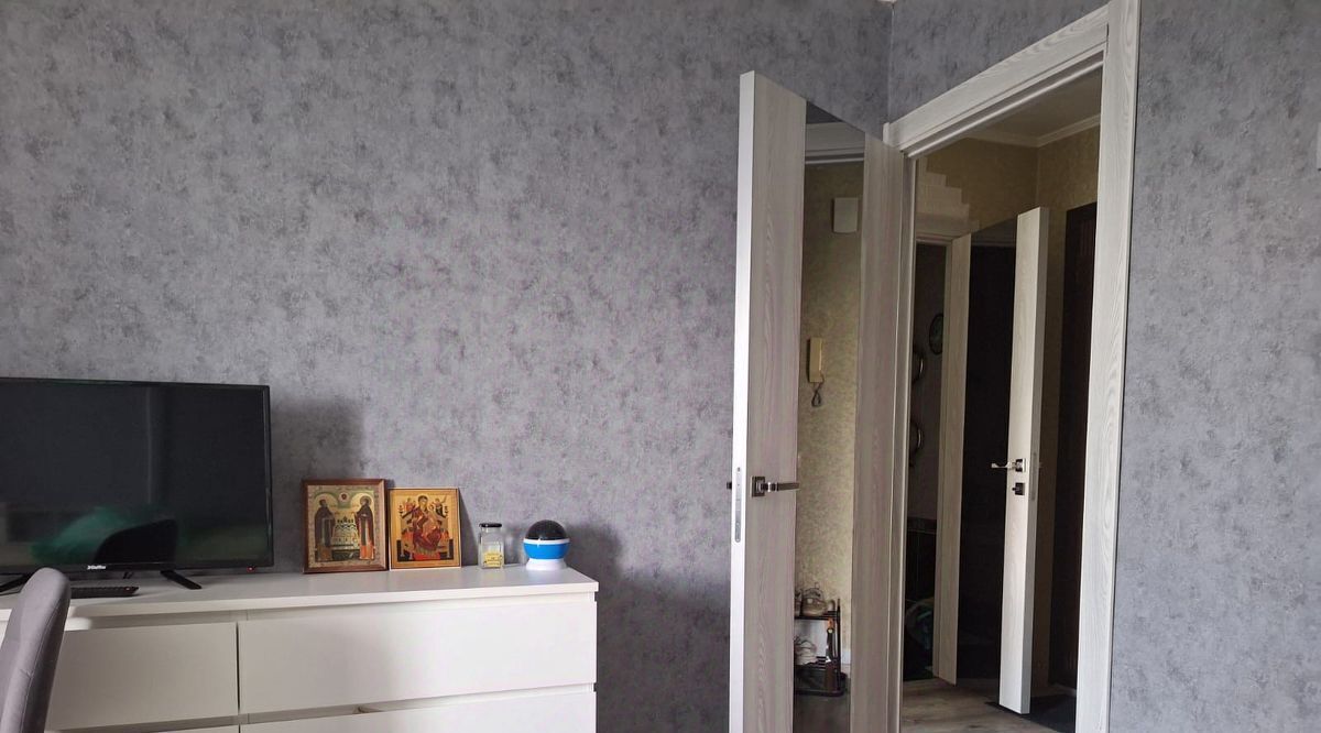 квартира г Барнаул р-н Октябрьский ул Смирнова 46 фото 5