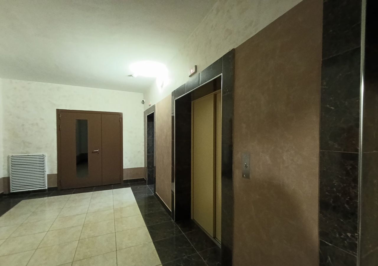 квартира г Тобольск 15-й мкр-н, 17 фото 11