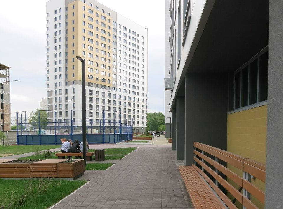 квартира г Омск р-н Кировский ул 70 лет Октября 3а фото 35