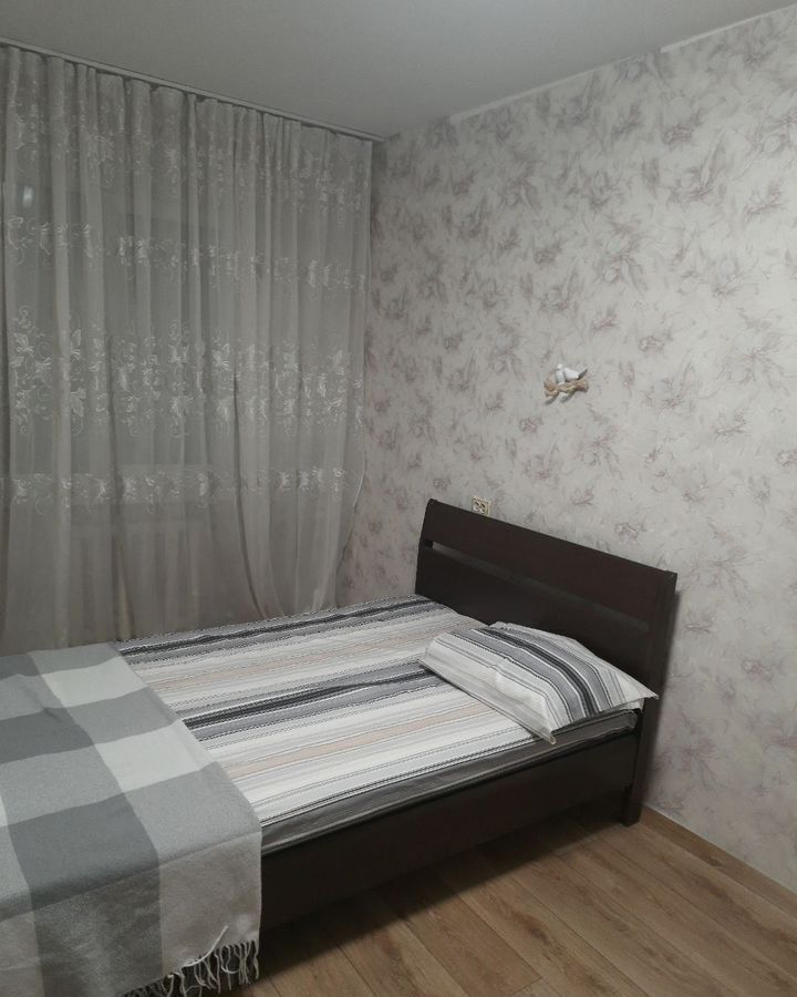 квартира г Красноярск р-н Железнодорожный ул Комбайностроителей 1а фото 2