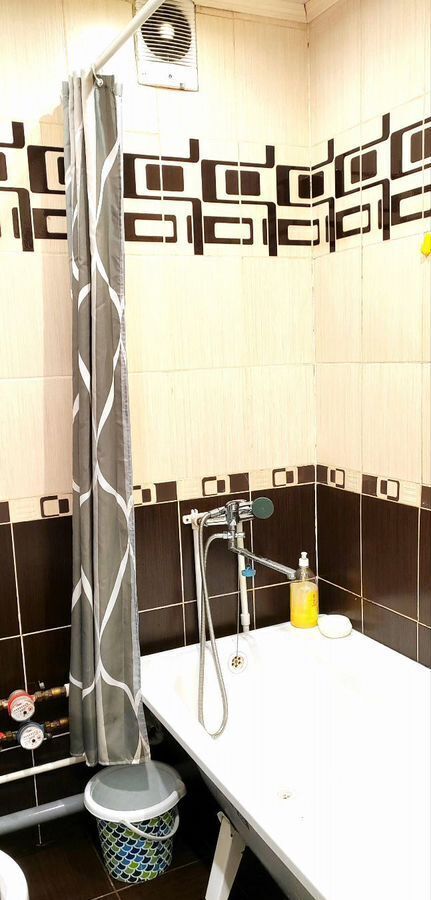 квартира г Новокузнецк р-н Куйбышевский ул Веры Соломиной 30 фото 4