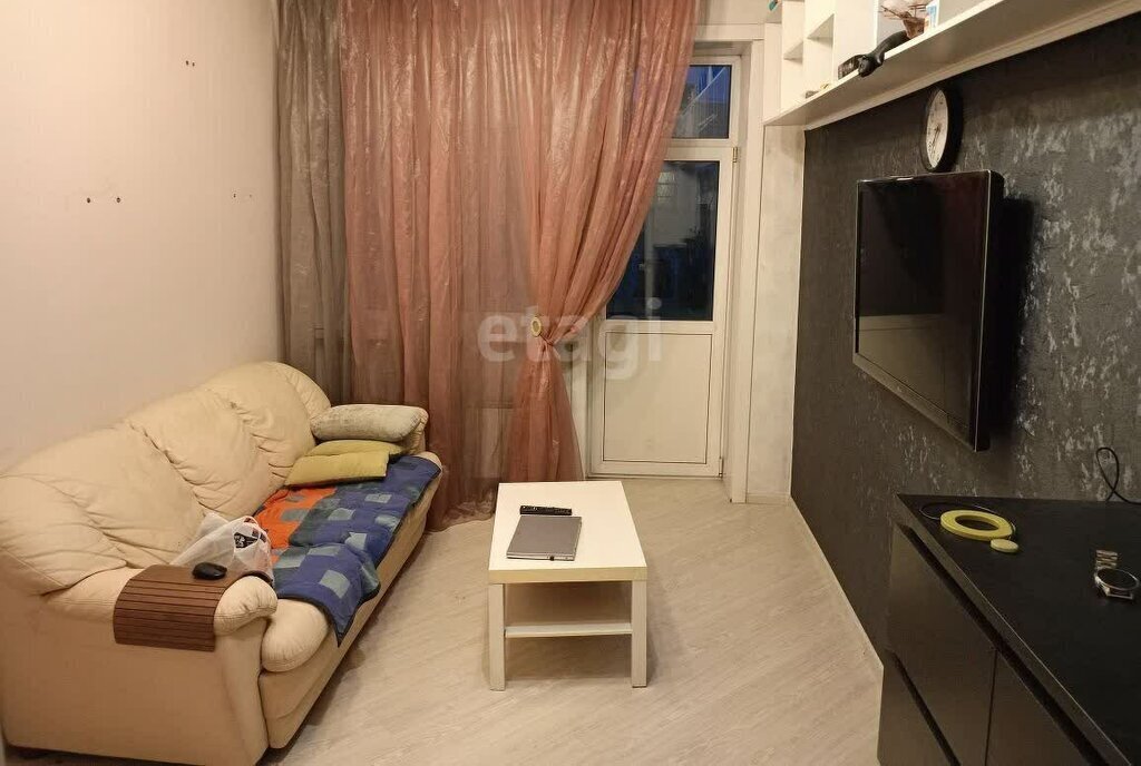 квартира г Новокузнецк р-н Центральный ул Кирова 8 фото 2
