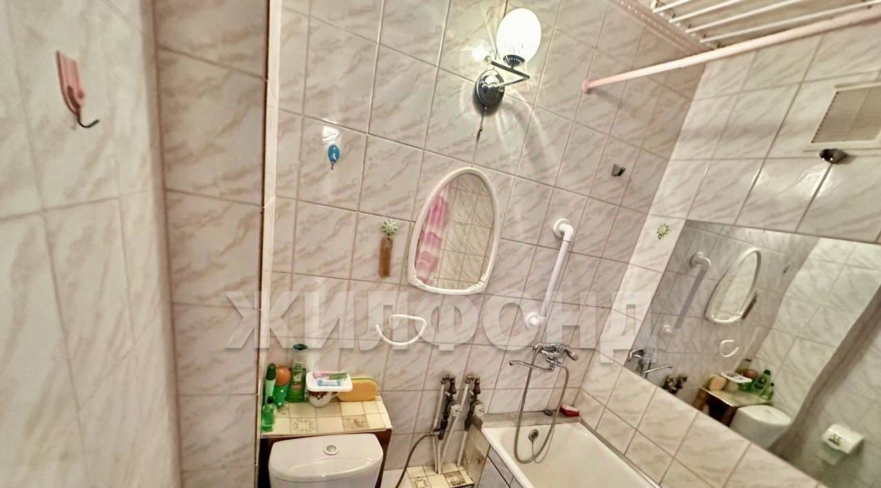 квартира г Новосибирск ул Динамовцев 6 Площадь Маркса фото 16