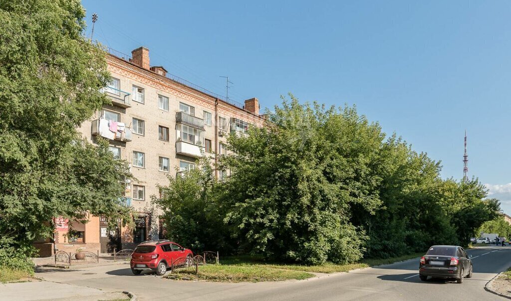 квартира г Новосибирск р-н Ленинский ул Римского-Корсакова 1 Площадь Маркса фото 8
