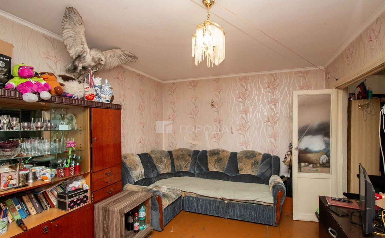 квартира г Новокузнецк р-н Куйбышевский ул Кутузова 86 фото 1