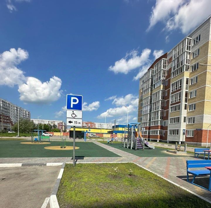квартира г Омск р-н Центральный ул Завертяева 18/9 фото 2