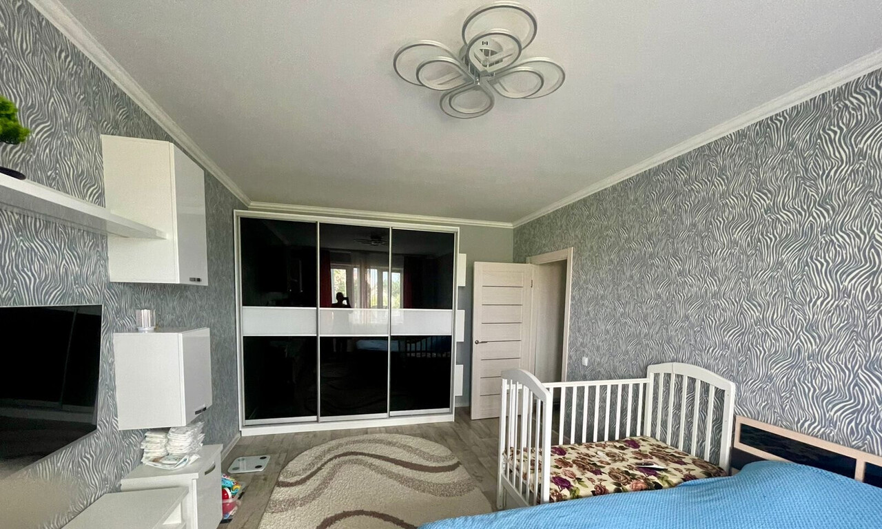 квартира г Великий Новгород ул Коровникова 10/1 фото 3
