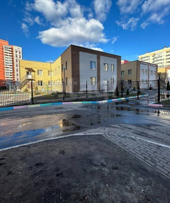 квартира г Брянск рп Радица-Крыловка Бежицкий район ул Флотская 34 микрорайон «Деснаград» фото 27