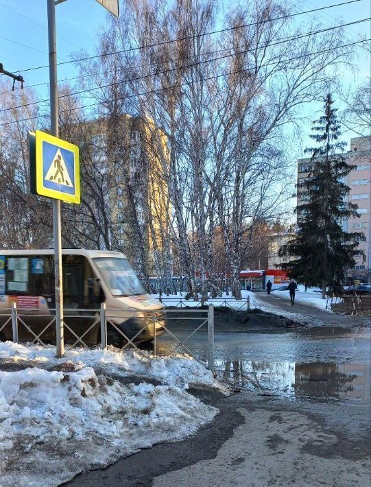 квартира г Омск р-н Кировский ул Ватутина 2 Кировский АО фото 15