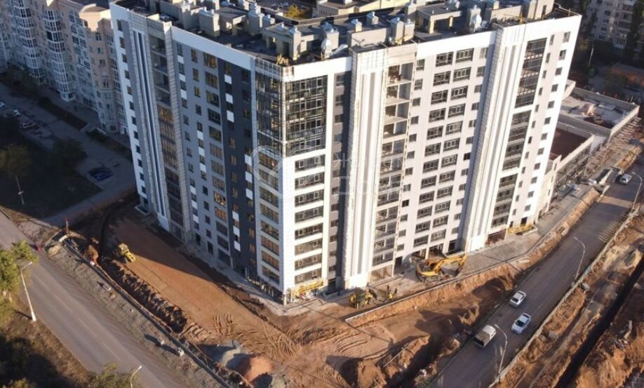 квартира г Волгоград р-н Красноармейский ул 50 лет Октября 36 фото 1