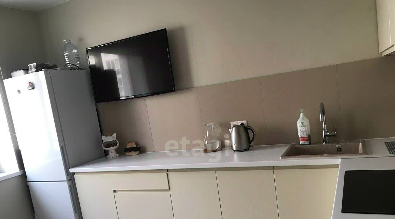 квартира г Тольятти р-н Автозаводский ул Революционная 53 фото 5