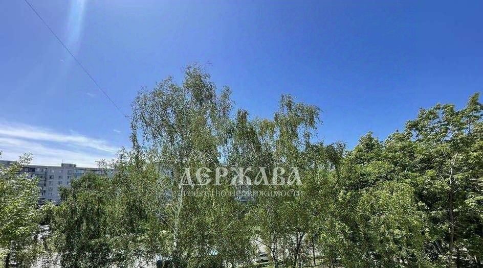 квартира г Старый Оскол микрорайон Жукова 42 фото 9