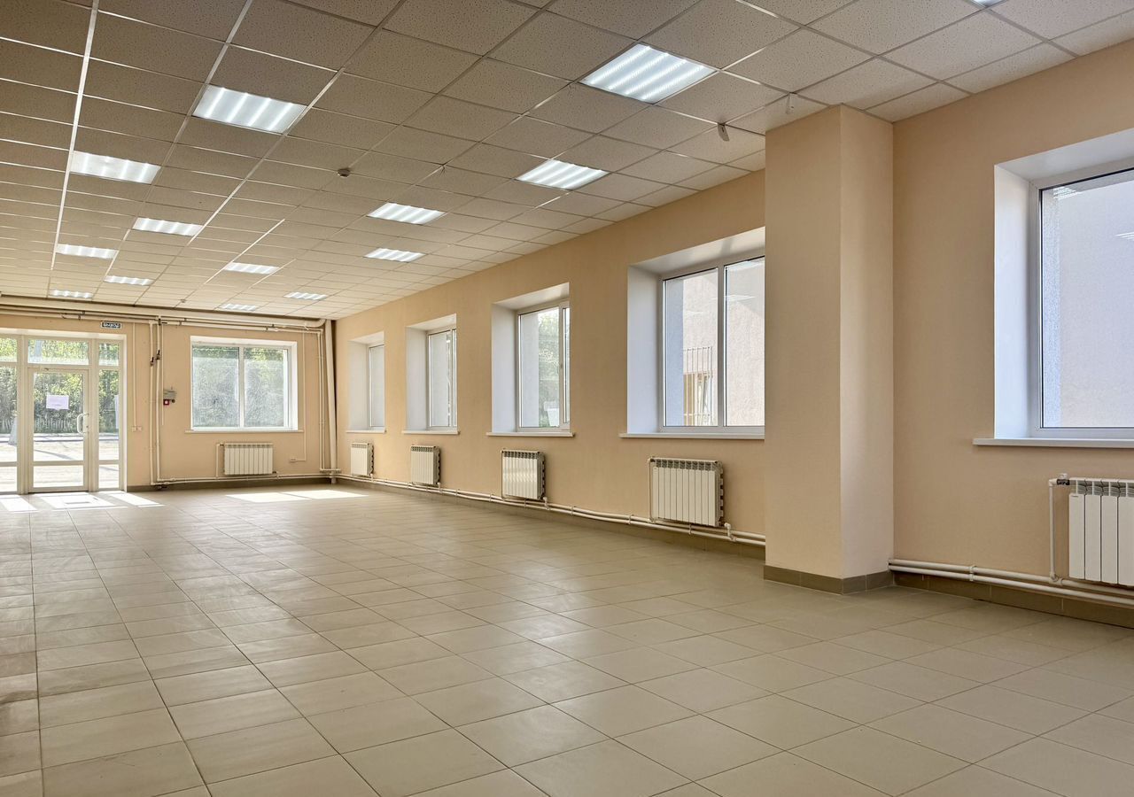 торговое помещение г Саратов р-н Ленинский ул Буровая 26к/5 фото 2