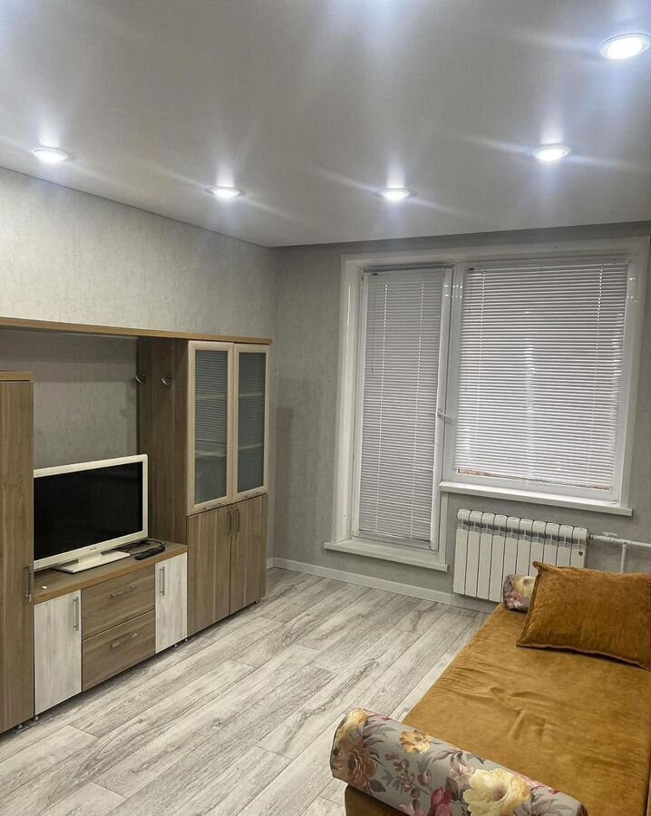 квартира г Набережные Челны р-н Автозаводский 30-й комплекс 4 фото 1