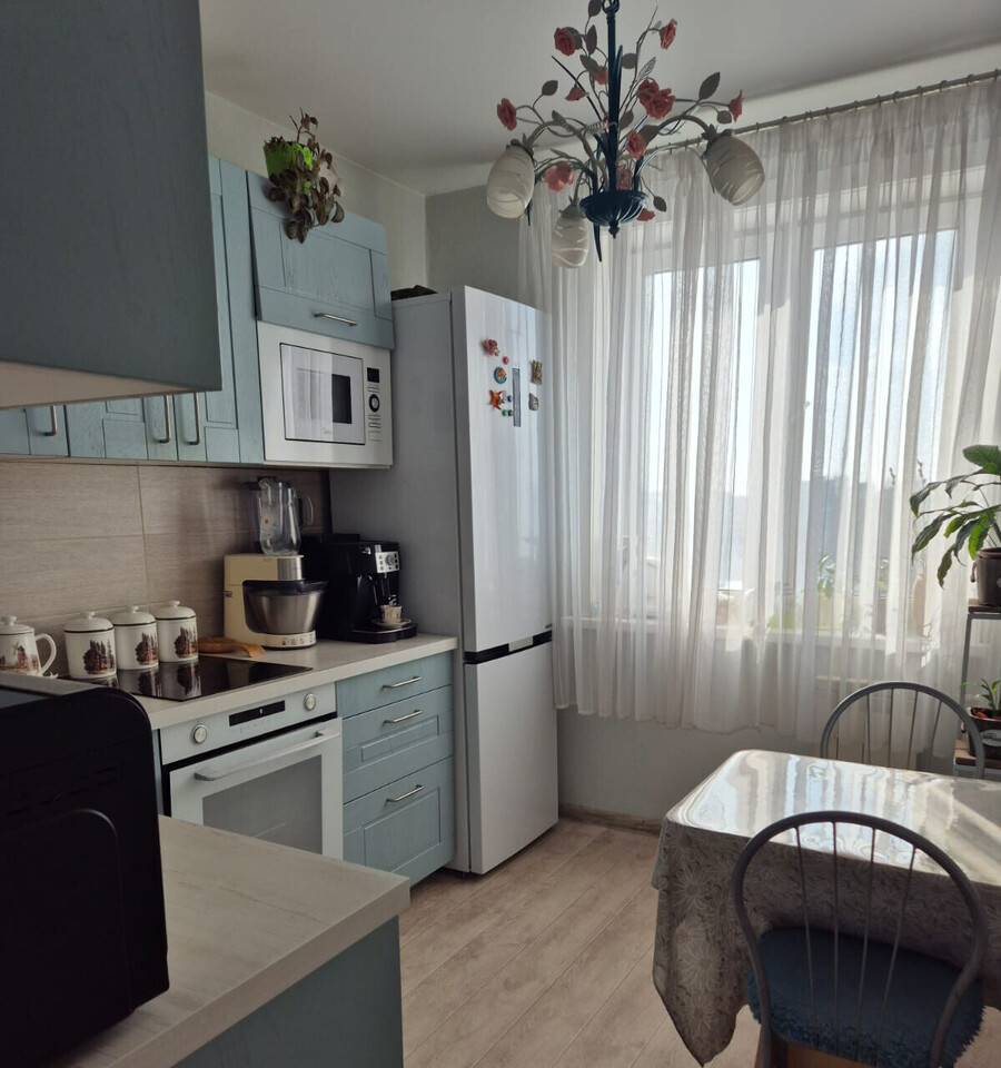 квартира г Кемерово Радуга пр-кт Шахтеров 85а м-н фото 1