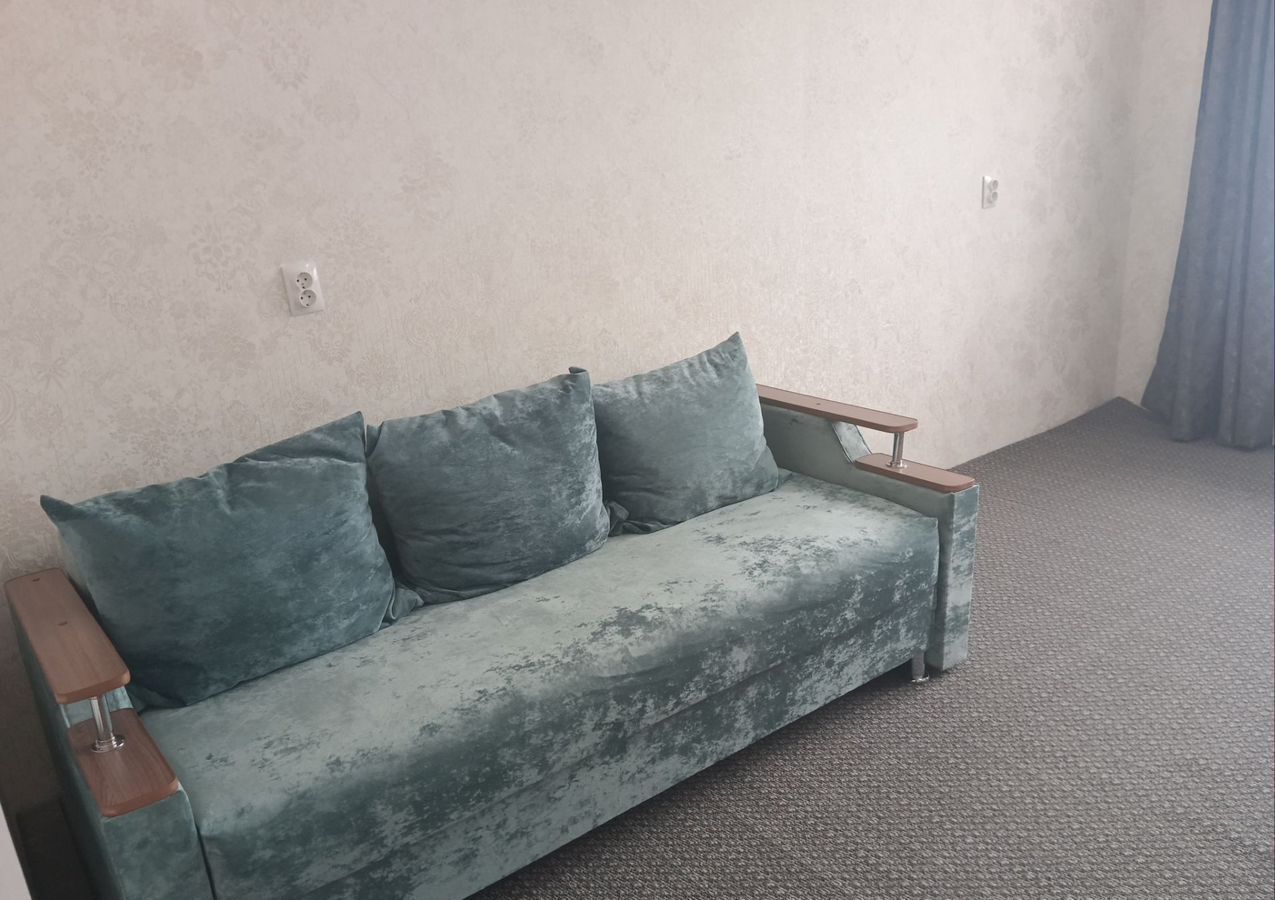 квартира г Курган мкр 6-й р-н Заозерный, жилой район Заозёрный, 32 фото 1