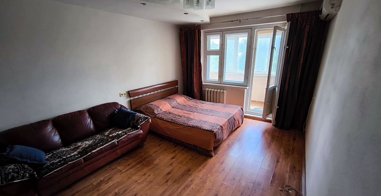 квартира г Смоленск р-н Промышленный ул Рыленкова 49а фото 1