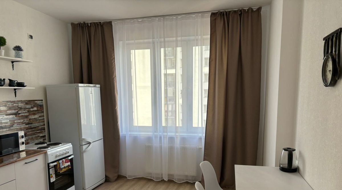 квартира г Екатеринбург Чкаловская ул Академика Парина 38/5 фото 1