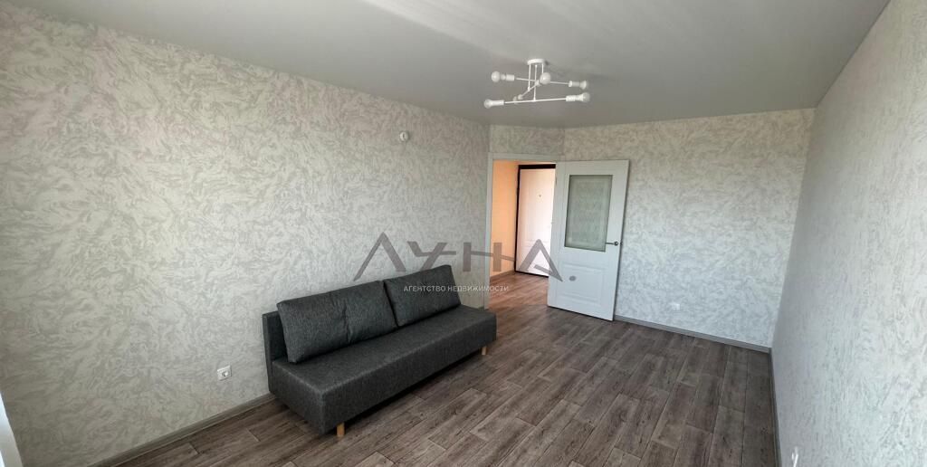 квартира г Набережные Челны р-н Автозаводский пр-кт Яшьлек 10г/2 фото 3