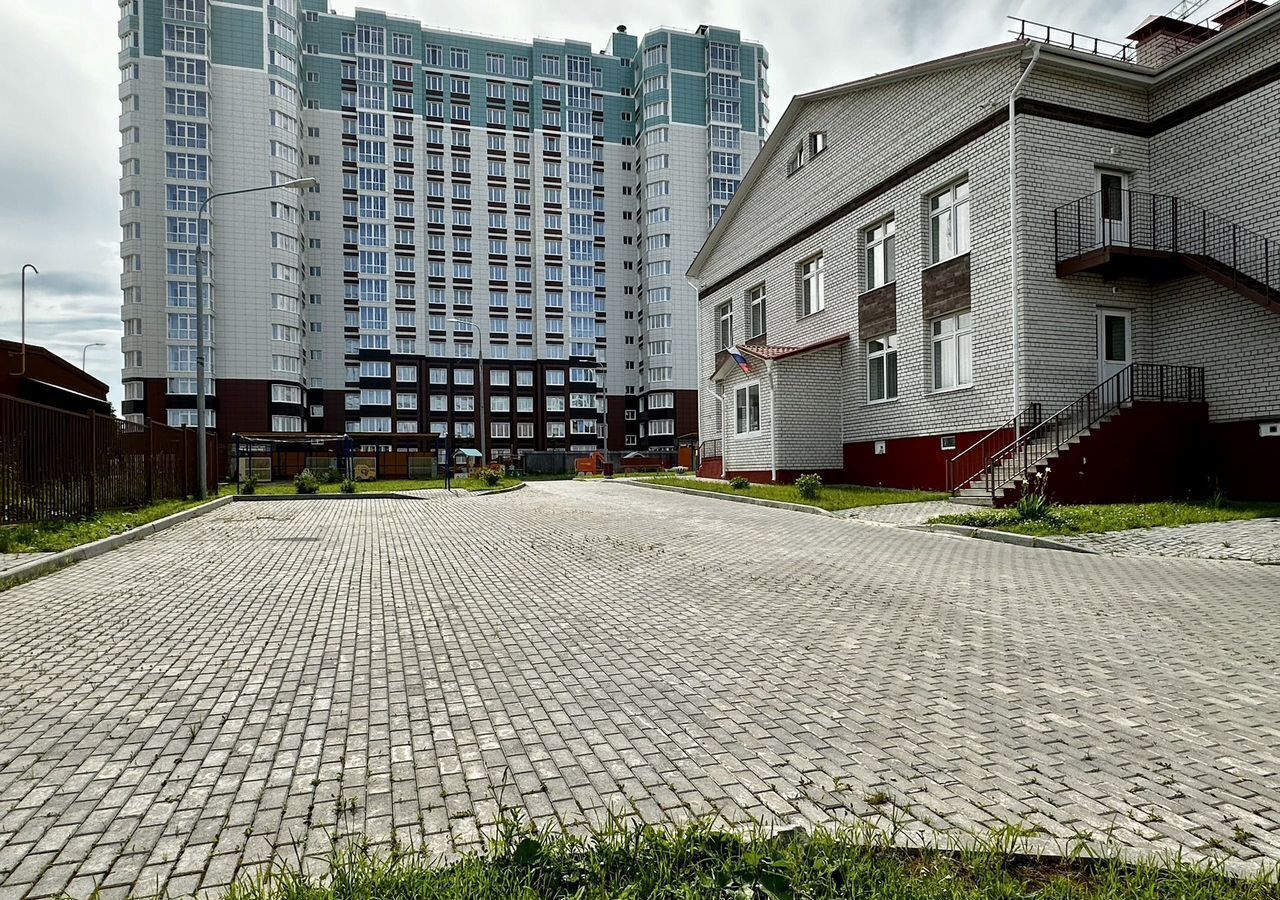 квартира г Смоленск р-н Промышленный ул Александра Степанова 14 фото 2