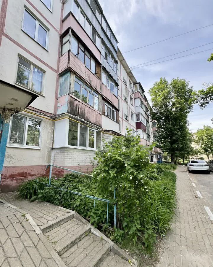 квартира г Белгород Западный ул 5 Августа 12 фото 1