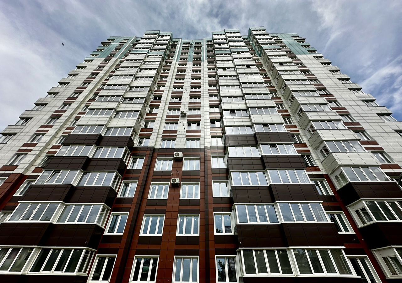 квартира г Смоленск р-н Промышленный ул Александра Степанова 12 фото 2
