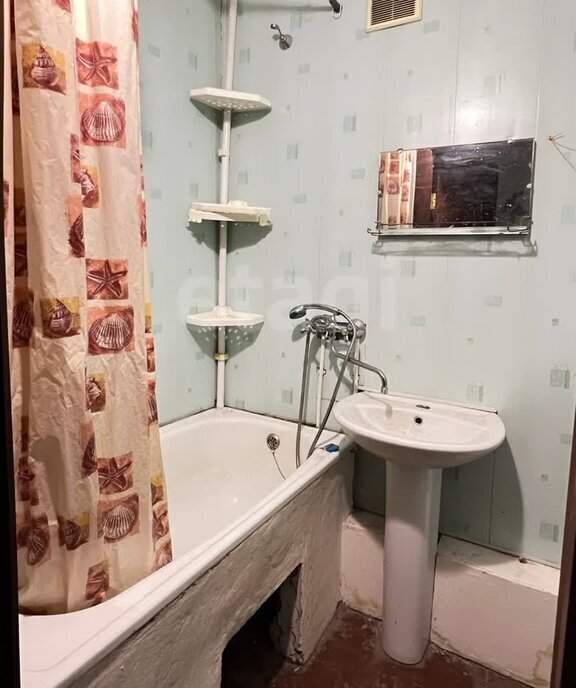 квартира г Саратов улица имени С. Ф. Тархова, 21Б фото 15