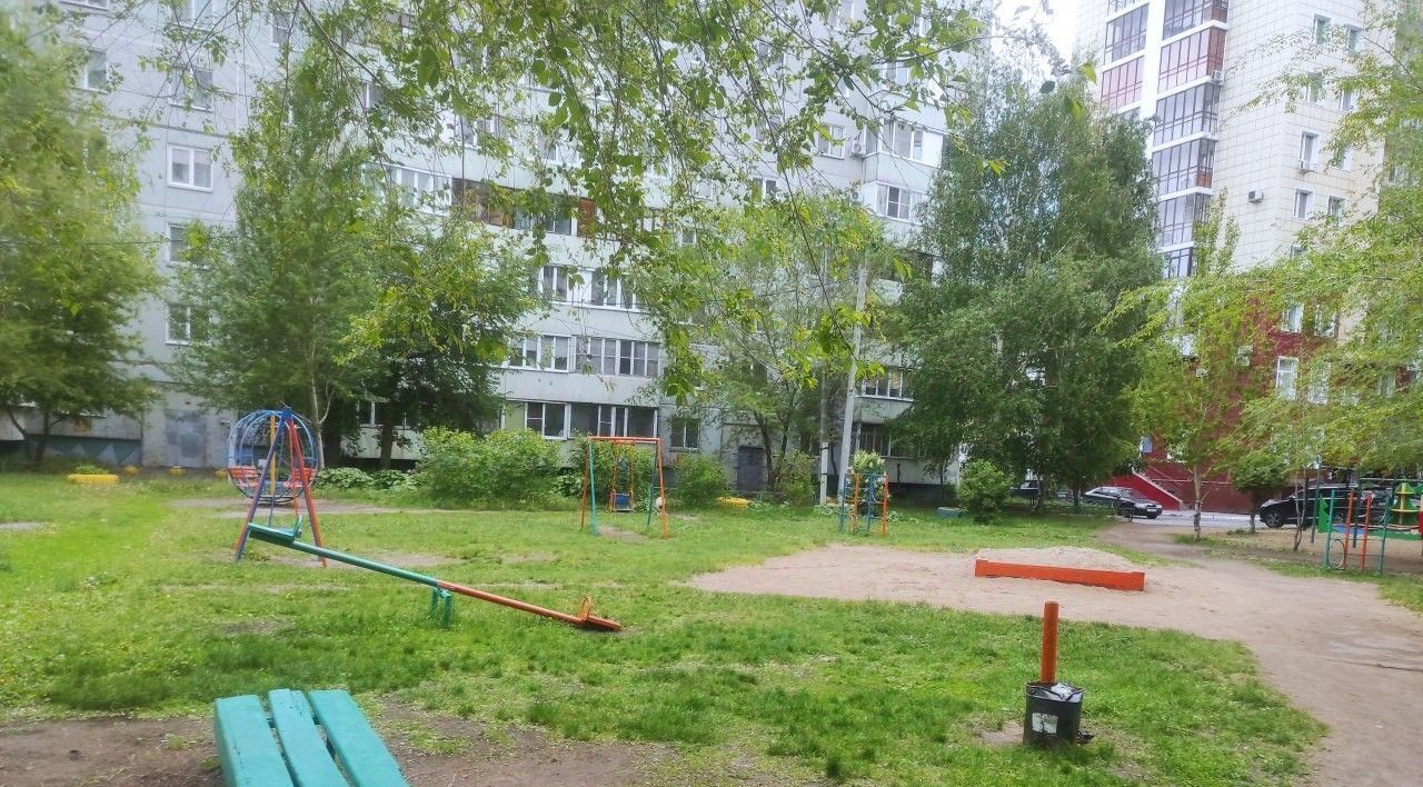квартира г Омск р-н Кировский ул 70 лет Октября 13/2 фото 22