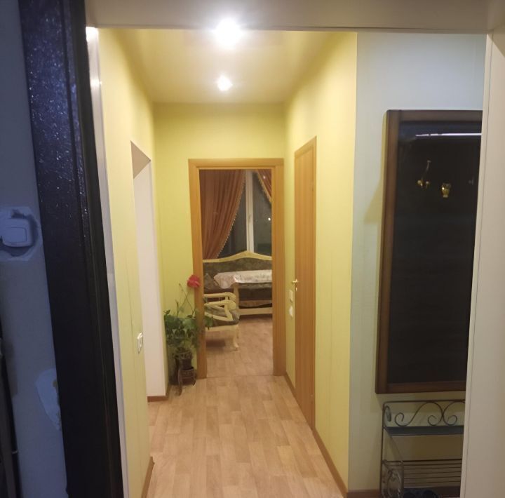квартира г Волгоград р-н Дзержинский ул 8-й Воздушной Армии 6а фото 8