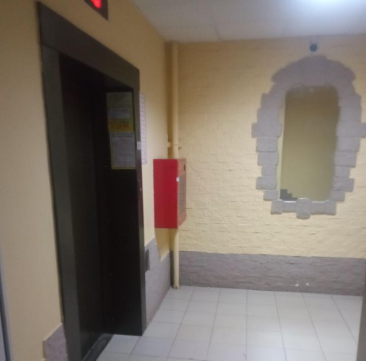квартира г Волгоград р-н Дзержинский ул 8-й Воздушной Армии 6а фото 7