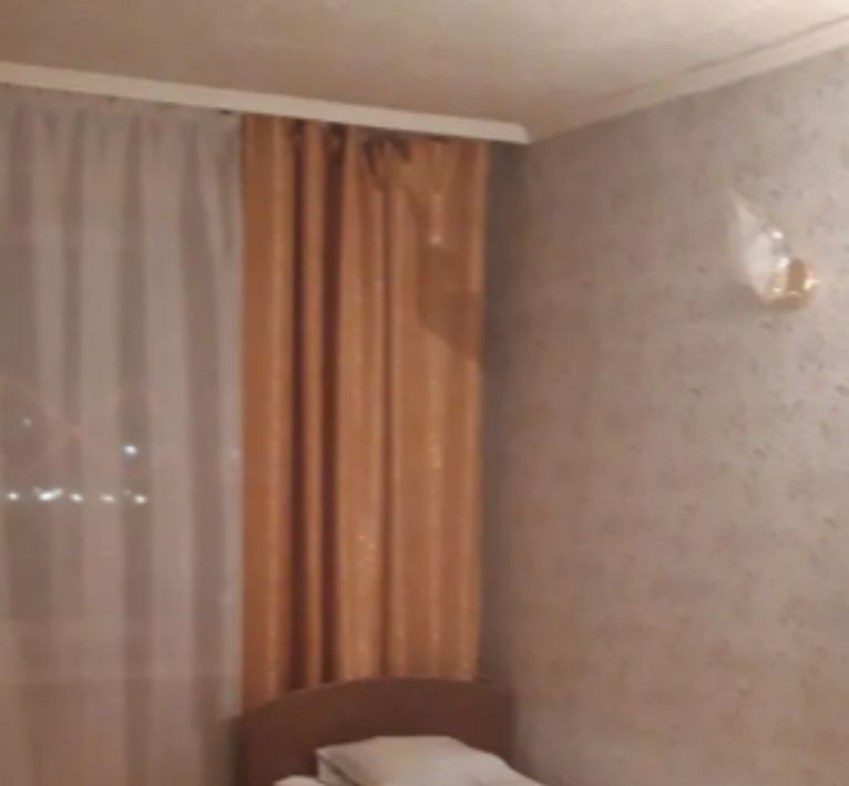 комната г Волгоград р-н Центральный ул им. маршала Чуйкова 73 фото 1