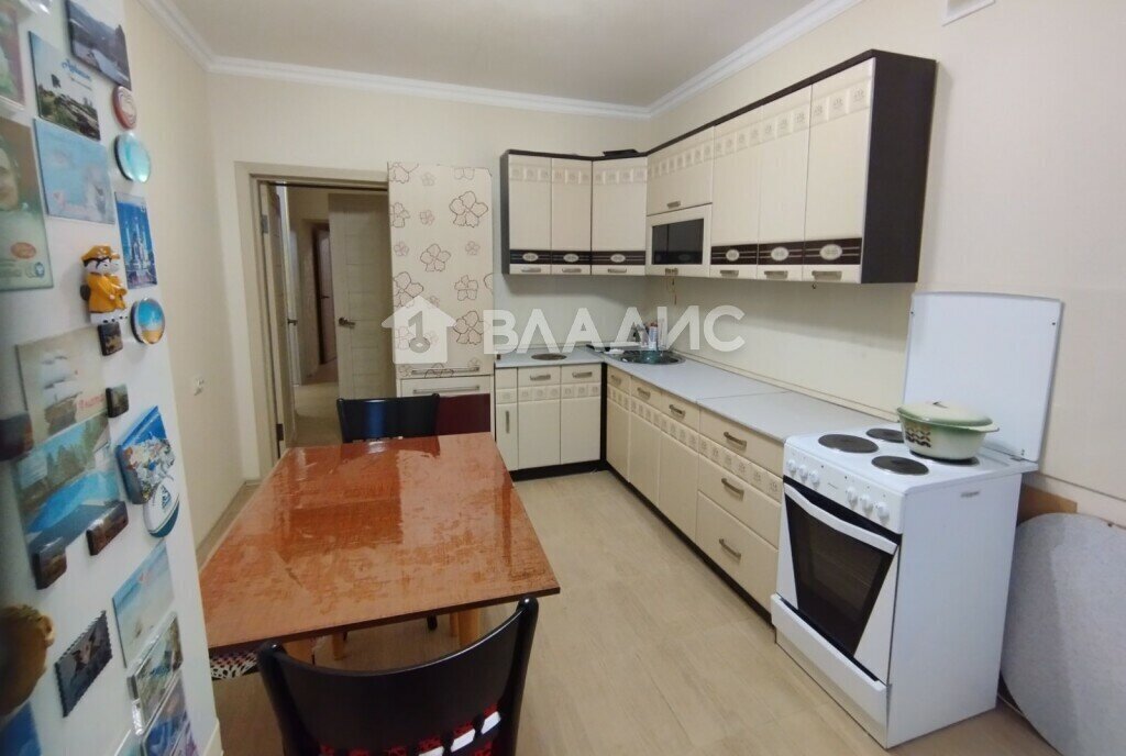 квартира г Тобольск 73Б, 10-й микрорайон фото 1