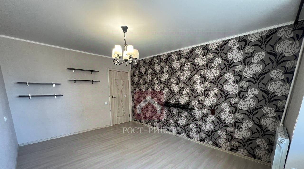 квартира г Саратов р-н Волжский ул им Исаева Н.В. 23 фото 1