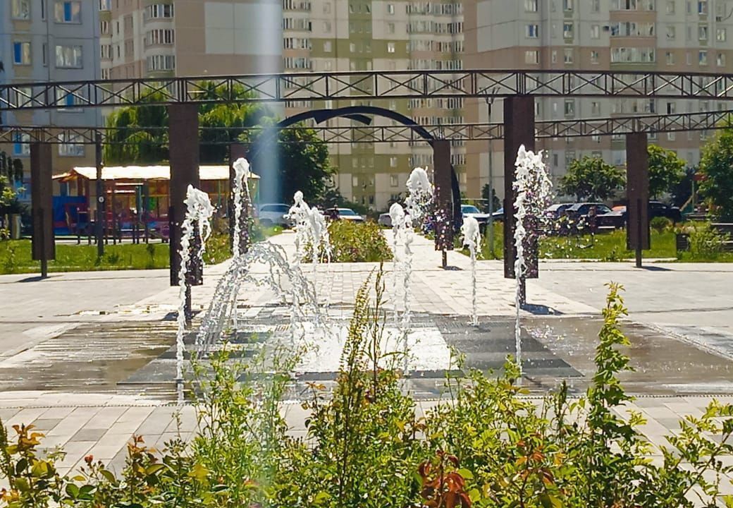 квартира г Курск р-н Центральный пр-кт Вячеслава Клыкова 35 фото 1